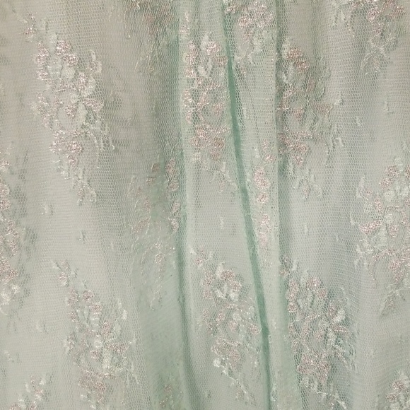 Tank top - Picture 2 of 2